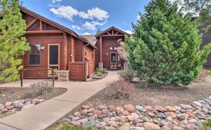 Golf Course & Lake Views: Luxe Show Low Cabin