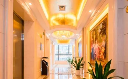 Vienna Hotel Shenzhen Xiashuijing Subway Station