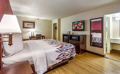 Red Roof Inn Houston East - I-10