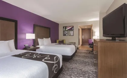 La Quinta Inn & Suites by Wyndham Columbus North