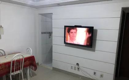 Apartamento Aconchegante Em Condominio Fechado.