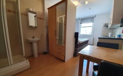 Studio Apartment in South Kensington 6