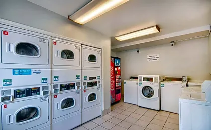 Studio 6 Extended Stay - Austin, TX - Midtown