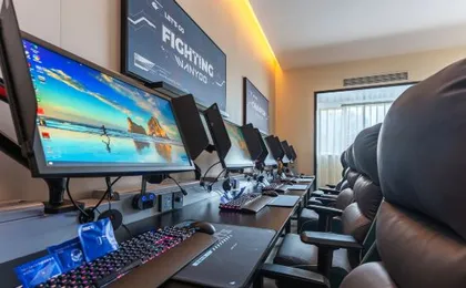 Netfish E-Sports Hotel (Guangzhou East Railway Station Tianhe Sports Center Branch)