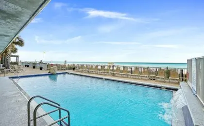 Emerald Isle by Panhandle Getaways