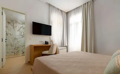 The 12th City Hotel