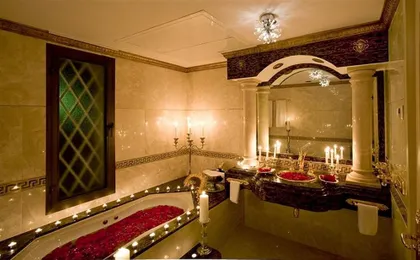 Unique Luxurious And Palacial Villa
