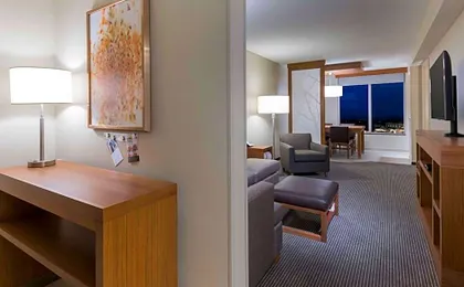 Hyatt Place Marlborough-Apex Center