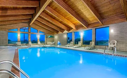 AmericInn by Wyndham Elkhorn Near Lake Geneva