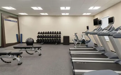 Hampton Inn Brooklyn Park