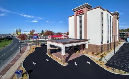 Hampton Inn & Suites Springfield/Downtown