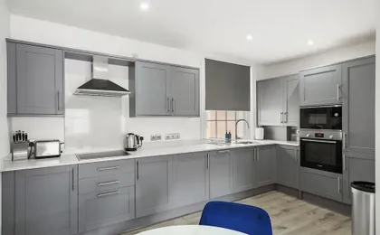 Flat 3 Beauchamp Place