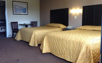 Del Amo Inn