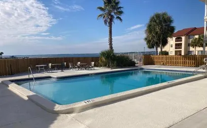 Sunset Harbor Palms 1-309