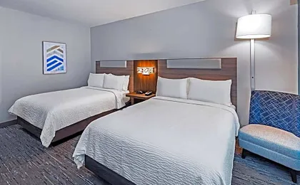 HOLIDAY INN EXPRESS AND SUITES SENATOBIA I 55 By IHG