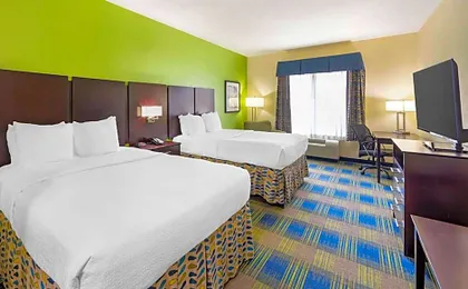 Best Western Plus Pratt