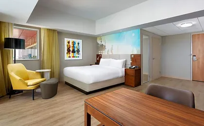 Courtyard by Marriott Santa Monica