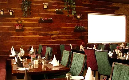 Hotel Grand Maple