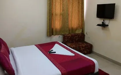 Airport Hotel J P Palace
