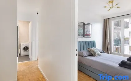 Cozy apart near Père-Lachaise