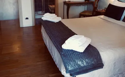 Aurelia Garden Gold Bed & Breakfast