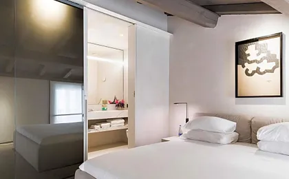Hotel Scenario