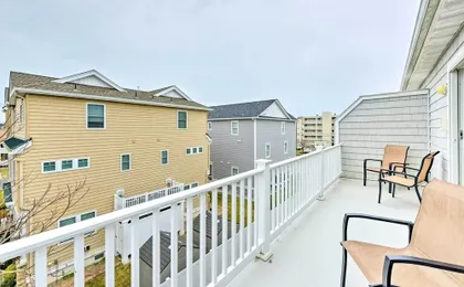 Sunny Brigantine Townhome: Walk to Beach