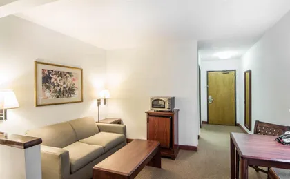 Comfort Inn Midwestern Square