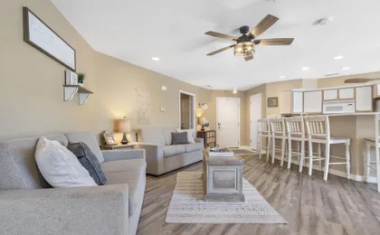 Serene Escape at Table Rock Lake