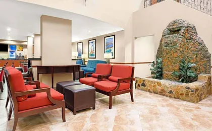 Comfort Suites Tampa Airport North