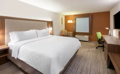 Holiday Inn Express & Suites Butler