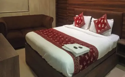 New Sky Palace Residency