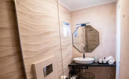 Apartman 76 - Modern Apartment with On-Site Private Parking