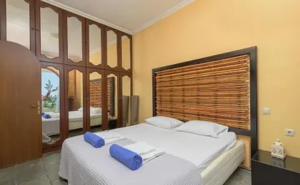 Haraki Sea View Luxury House