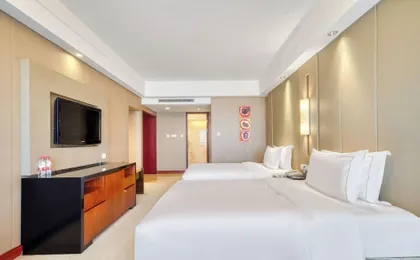 Haiwaihai Crown Hotel