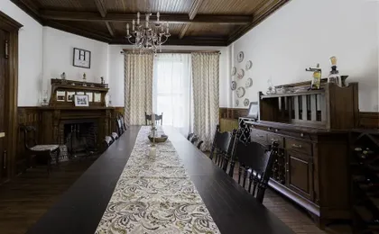 Hatch House Bed & Breakfast