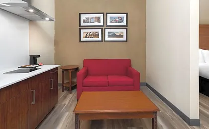 Hawthorn Extended Stay by Wyndham College Station South