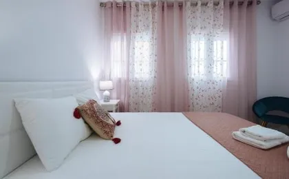 SBH1 Beautiful 1 bedroom apartment in city center