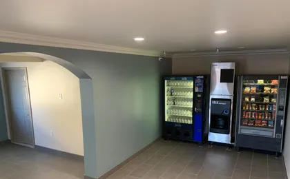 Industry Inn & Suites (Adults only)