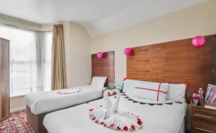 Lucky 8 Hotel
