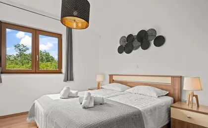 Holiday Home Mlačić