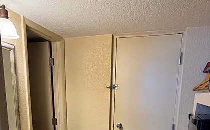 Sleepy Bear Motel