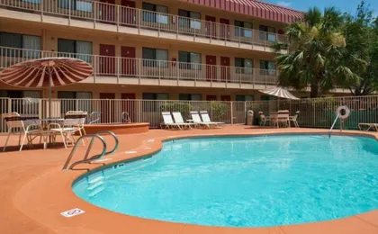 Red Roof Inn Corpus Christi South