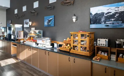 Seward Harbor 360 Hotel