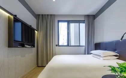 YouTing Hotel (Shanghai Lujiazui Area Babai Ban)