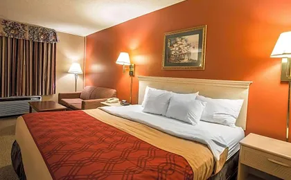 Greeneville Inn And Suites