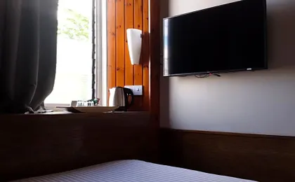 Adelphi Hotel