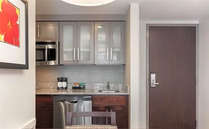 Homewood Suites by Hilton TechRidge Parmer @ I-35
