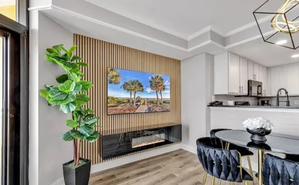 Beachfront Anderson Condos by Hosteeva