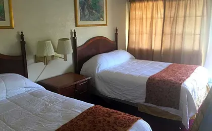 Frontier Motel